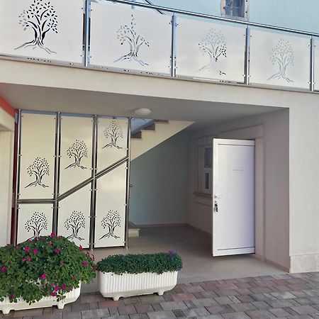 Bb-Ld Bed and Breakfast Pula Exteriör bild