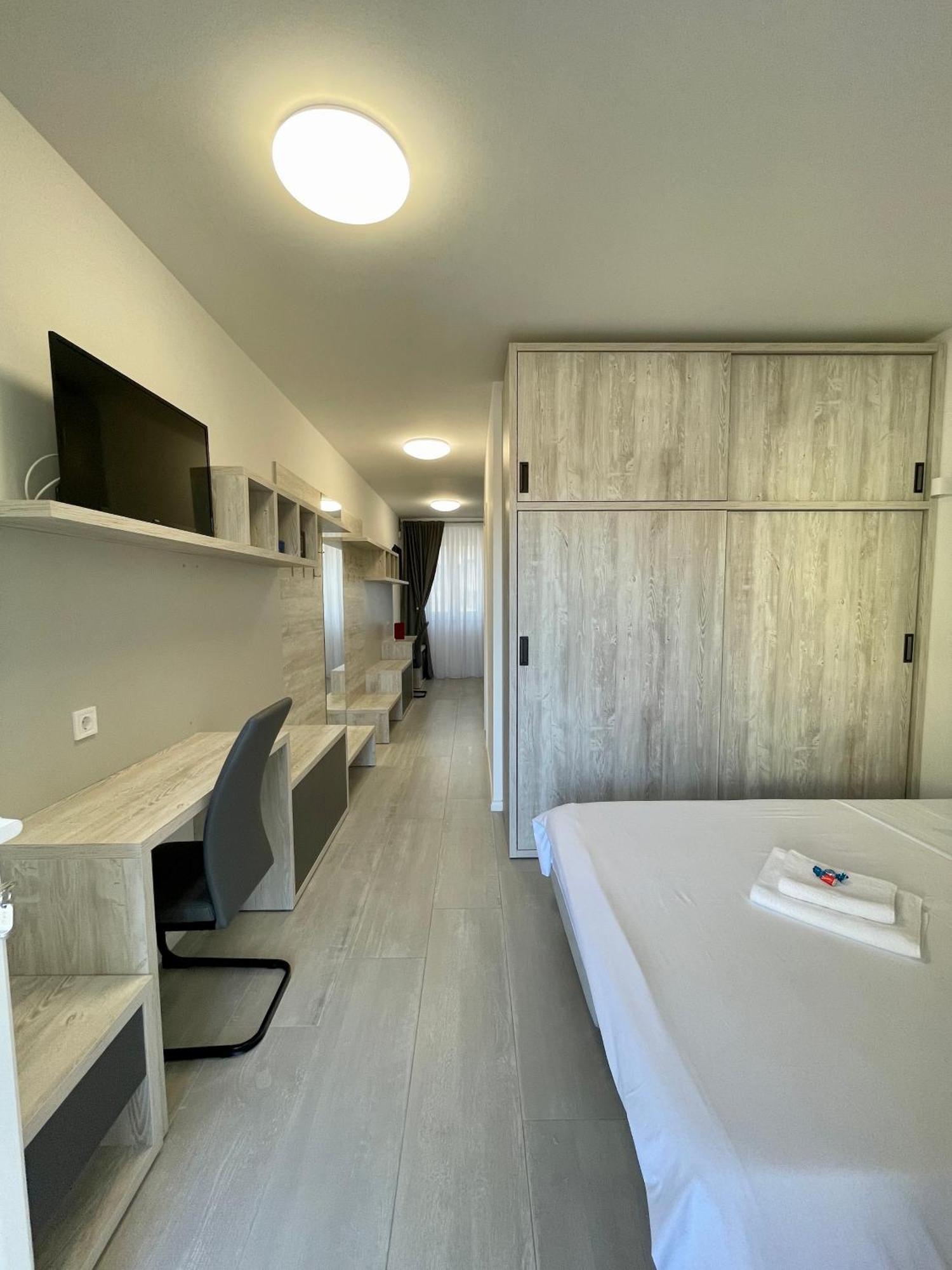 Bb-Ld Bed and Breakfast Pula Exteriör bild